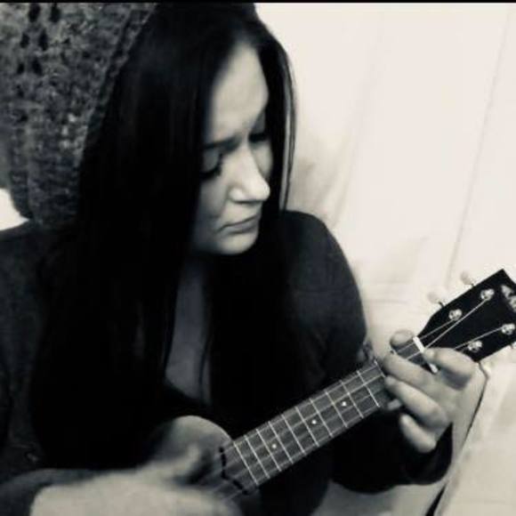 Meet your Posher, Kasey - Picture 1 of 1